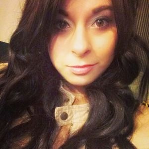 Meet your Posher, Zainab